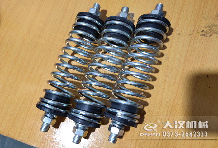 振動(dòng)篩鋼制彈簧